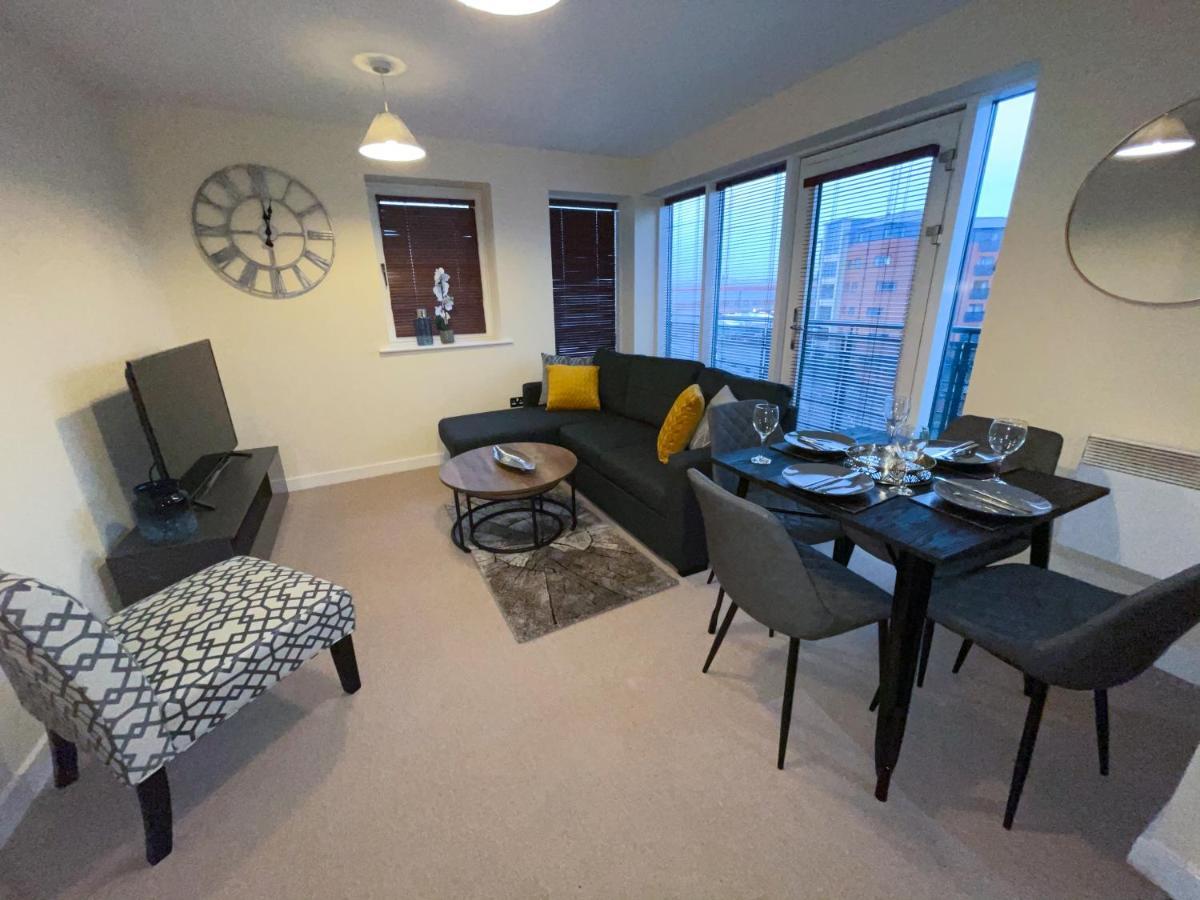 Station Side Penthouse Lägenhet Wolverhampton Exteriör bild